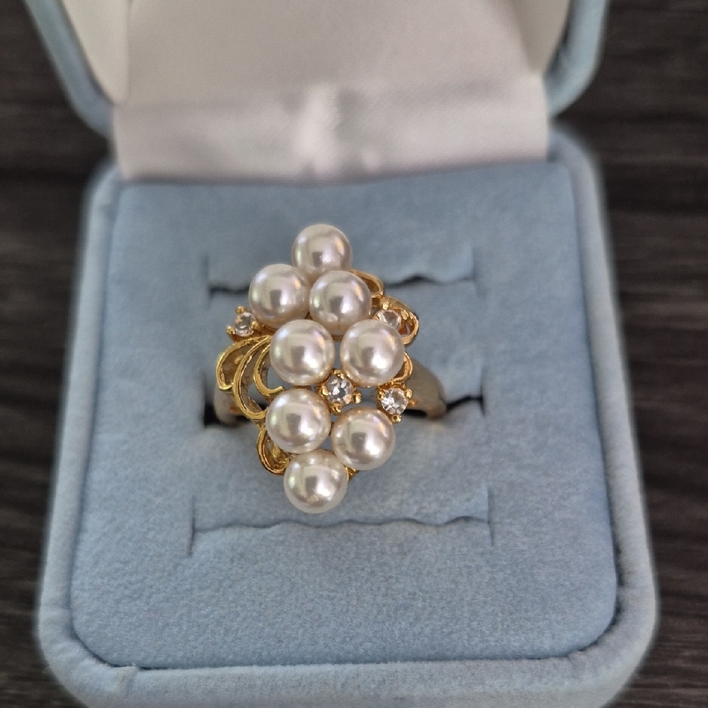 Gold Pearl Cluster Ring with Clear Stones - White Pearls